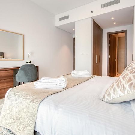 Sol Living - Sol Avenue Apartment Dubai Luaran gambar