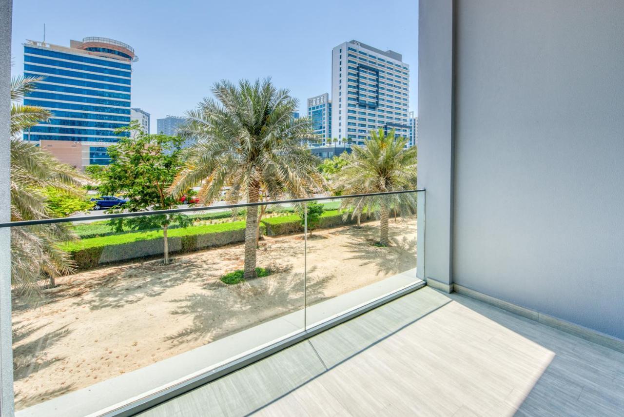 Sol Living - Sol Avenue Apartment Dubai Luaran gambar