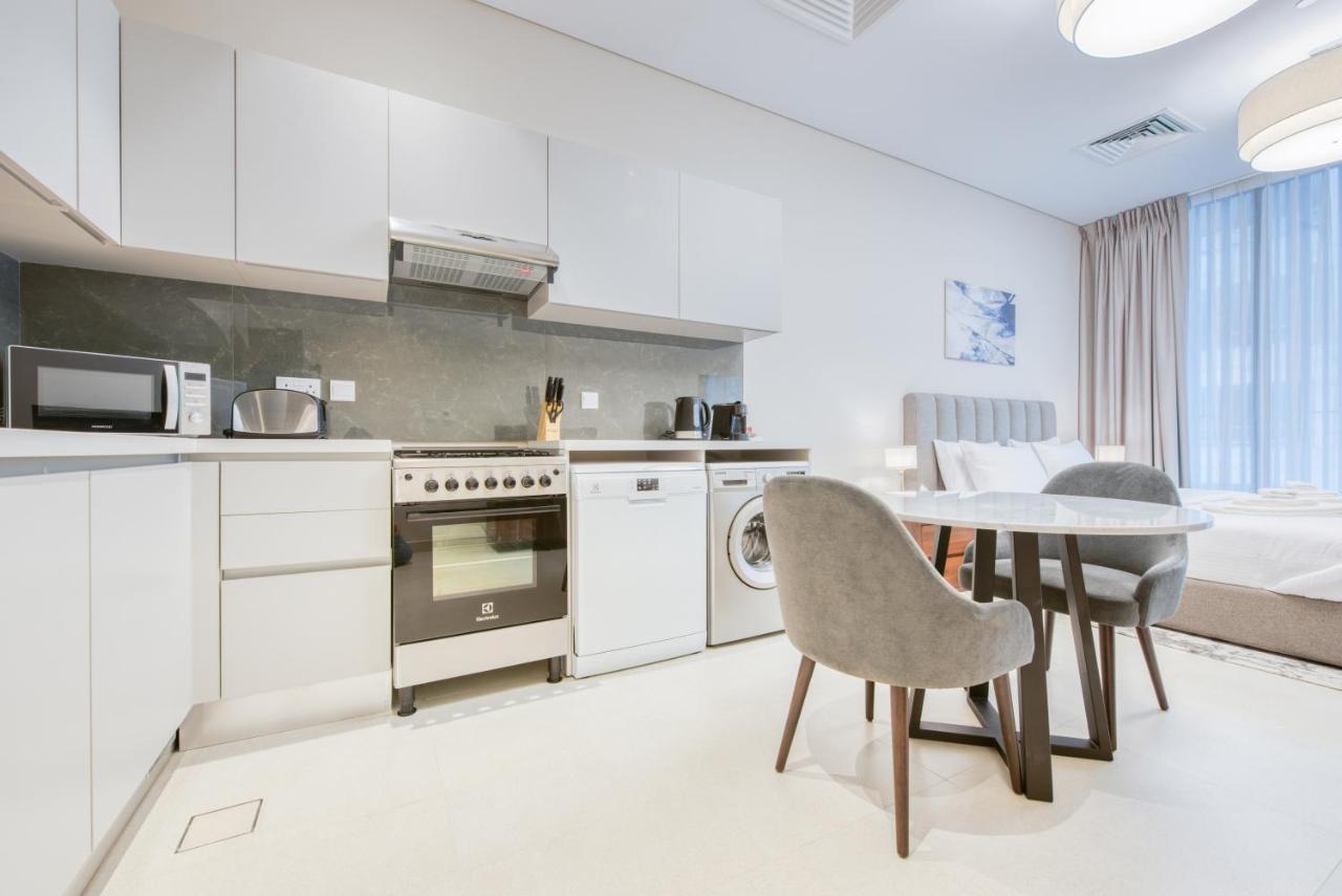 Sol Living - Sol Avenue Apartment Dubai Luaran gambar